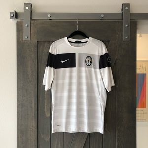 Nike Juventus FC training shirt (Size S)
